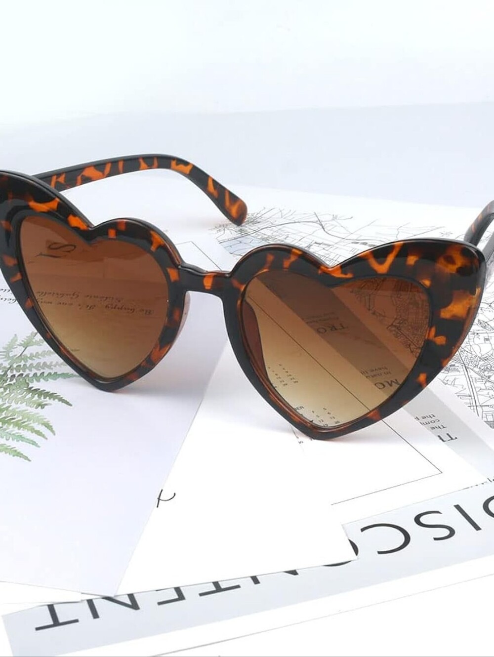 LEOPARD CAT EYE SUNGLASSES NEW